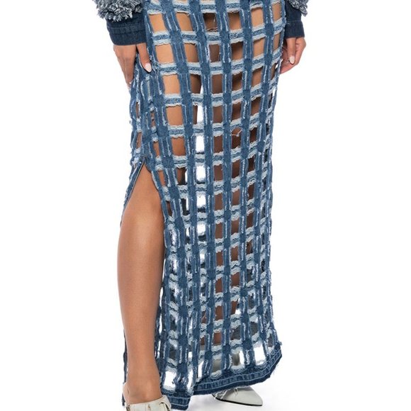 Miz Check on My Split: Square Biz Cut Out Denim Maxi Skirt Large - Picture 9 of 10